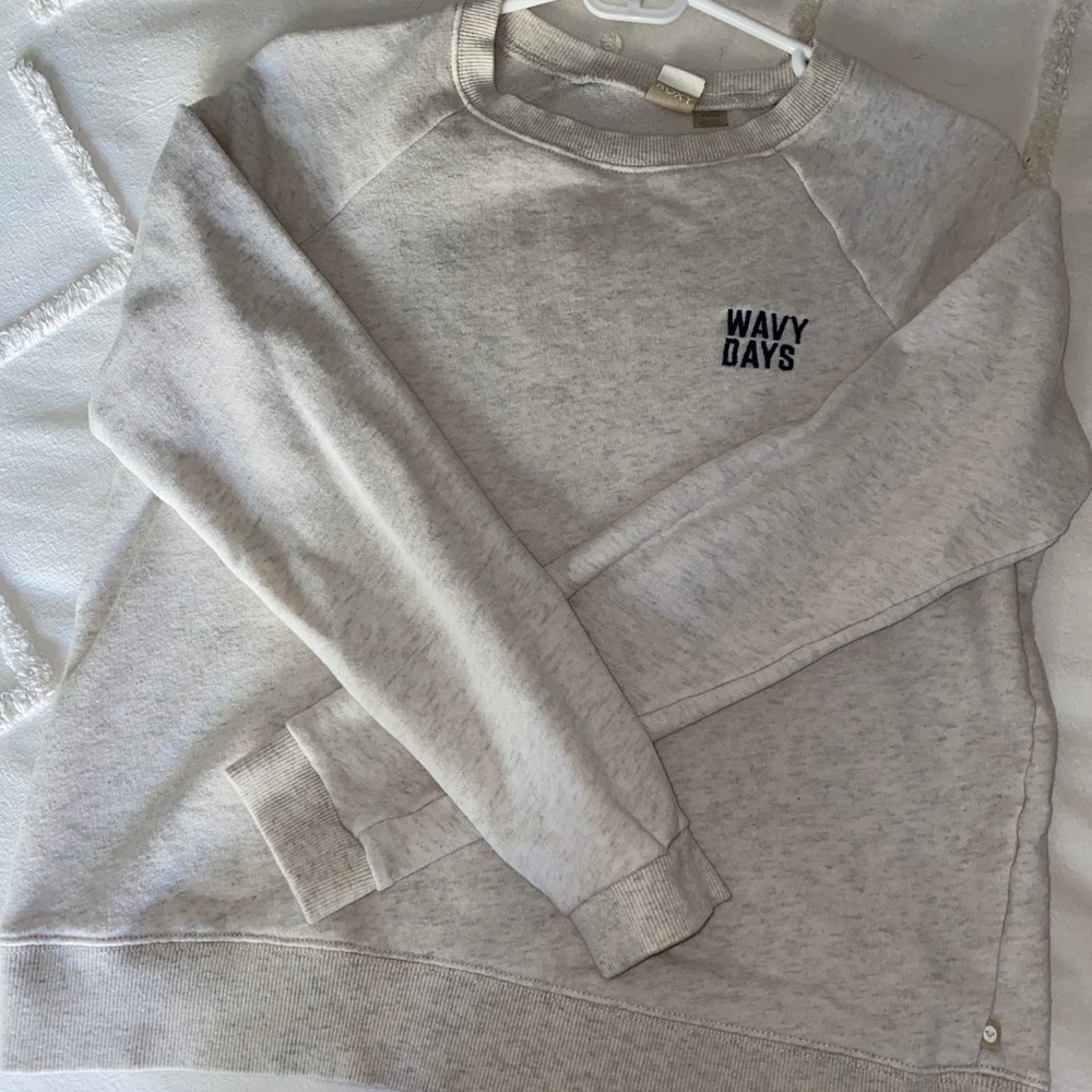 Roxy “wavy days” sweatshirt